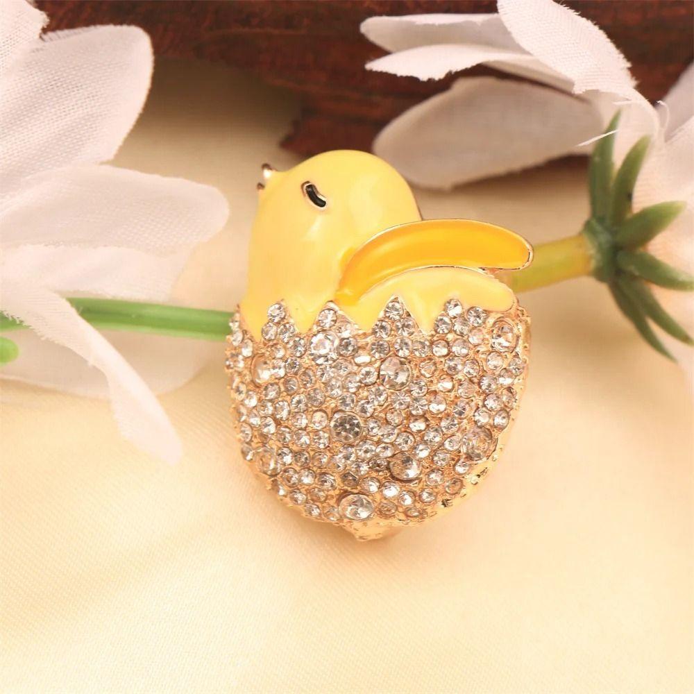 Alloy Baroque Brooch Vintage Brooch Jewelry Cute Chick Brooch Gift