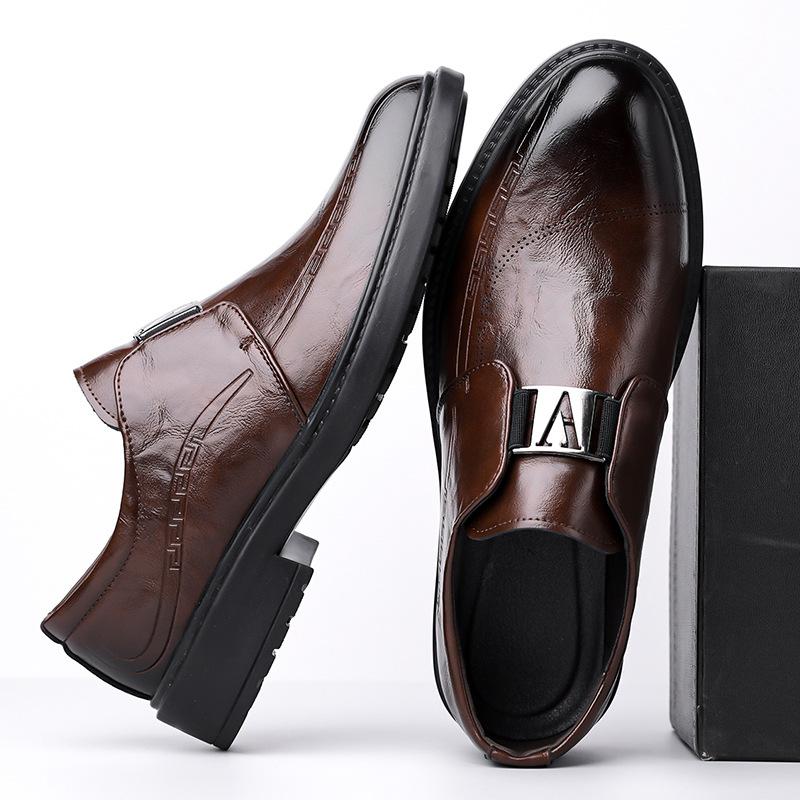 Fashion 2025 Spring New Business Formal Casual Leather Shoes for Men Large Size Luxury Shoes Black Slip-on Fashion Dress Shoe Male