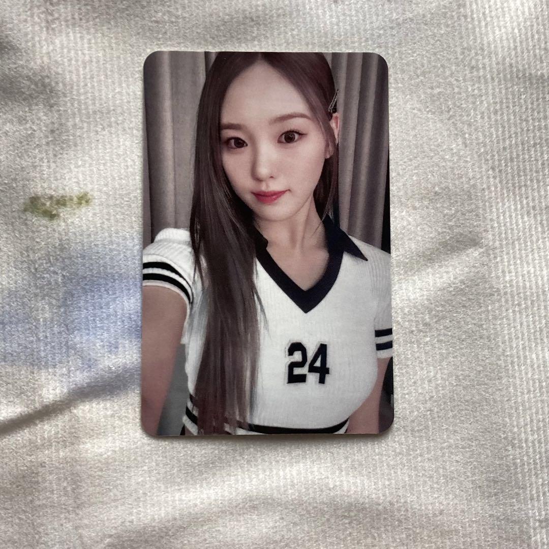 

[USED] NiziU Rio HEARTRIS All Attendance Korea Limited Trading Card