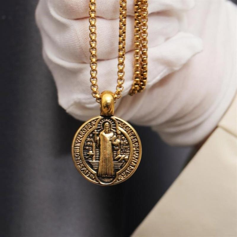 Men Necklace with Double Sided Saint Benedict Symbol Retro Religious Neckchain Alloy Clavicle Chain Fashion Accessory