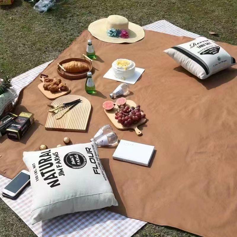 Bohemian Style Waterproof Picnic Blanket - Thickened Outdoor Rug for Camping