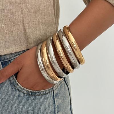 Stile Punk Texture Metallica Lucida Bracciale Braccialetto Moda Colore Misto Geometrico Rotondo Bracciale