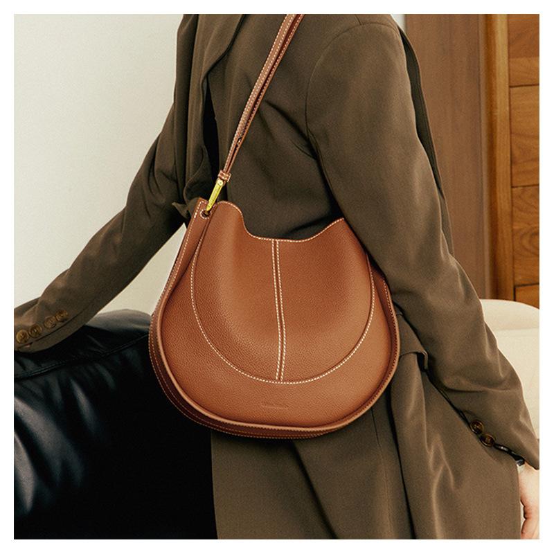 Top Layer Cowhide Crossbody Bag, Niche Light Luxury Women's Bag Design, Single Shoulder Saddle Bag, Real Leather Bag, Women's Bag
