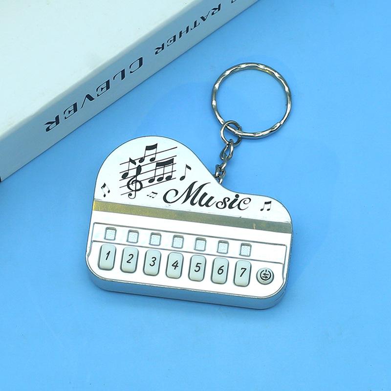Mini Playable Piano Keychain Music Toy - Portable Electronic Organ Fidget Stress Relief Key Ring Bag Decoration Ornament Gift