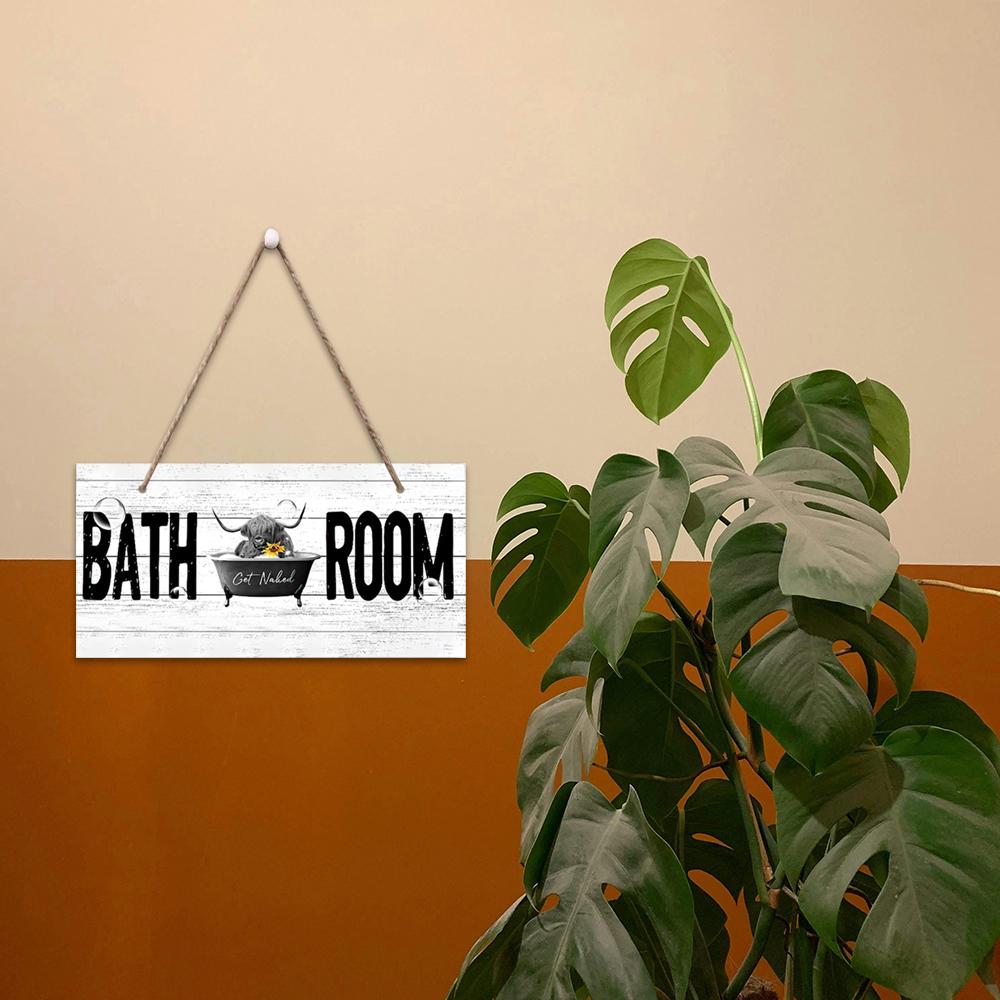 1pc Humorous and Funny Bathroom Sign,Sunflower Highland Cow Bathing In Bathtub, Wooden Hanging Plaque Decoration, 3.94in×7.87in