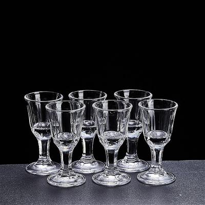 Copo de Vinho Pequeno Requintado Transparente Taça de Baijiu Copo para Bebidas de Festa Utensílios de Vinho de Alta Qualidade Copo de Shot Elegante Presentes de Feriado
