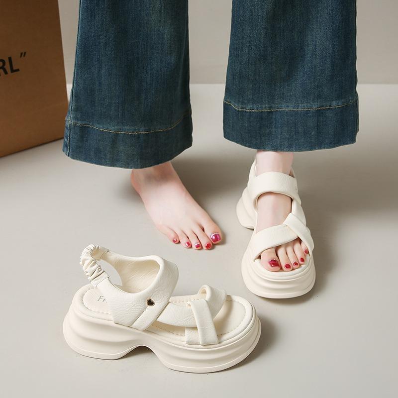 New Height-increasing Beach Shoes for Women with Thick-soled Sponge Sandals