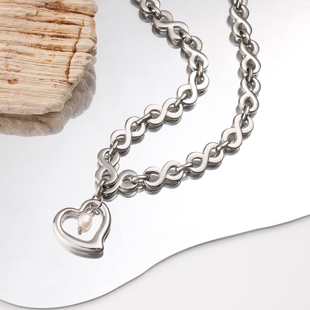 Custom Titanium Heart Pendant OT Clasp Necklace: Hip Hop Stainless Steel Polished Chain
