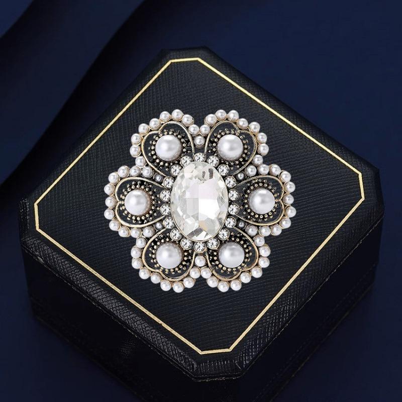 Large Diamond Flower Brooch, High-end and Individual Style, Pearl Brooch, Court Grandeur, Suit Pin