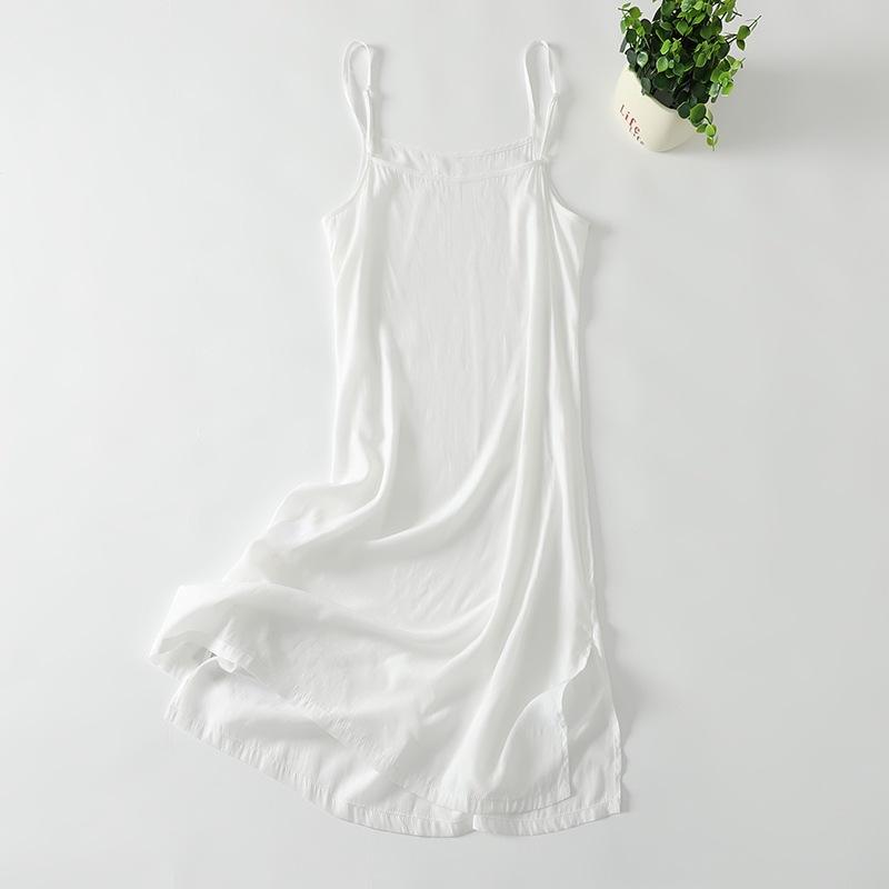 

2025 spring and summer new solid color inner sleeveless bottoming skirt women s light and breathable medium and long suspender dress M