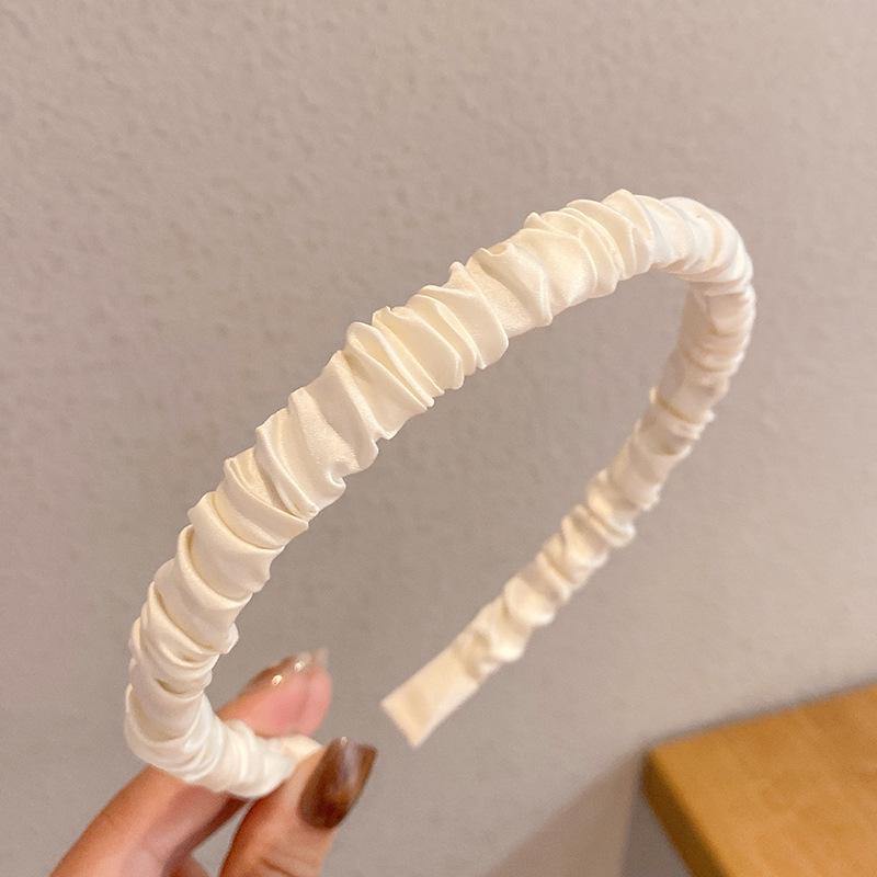 Bandeau Plissé en Satin Violet Taro d'Été – Accessoire Cheveux Élégant Polyvalent