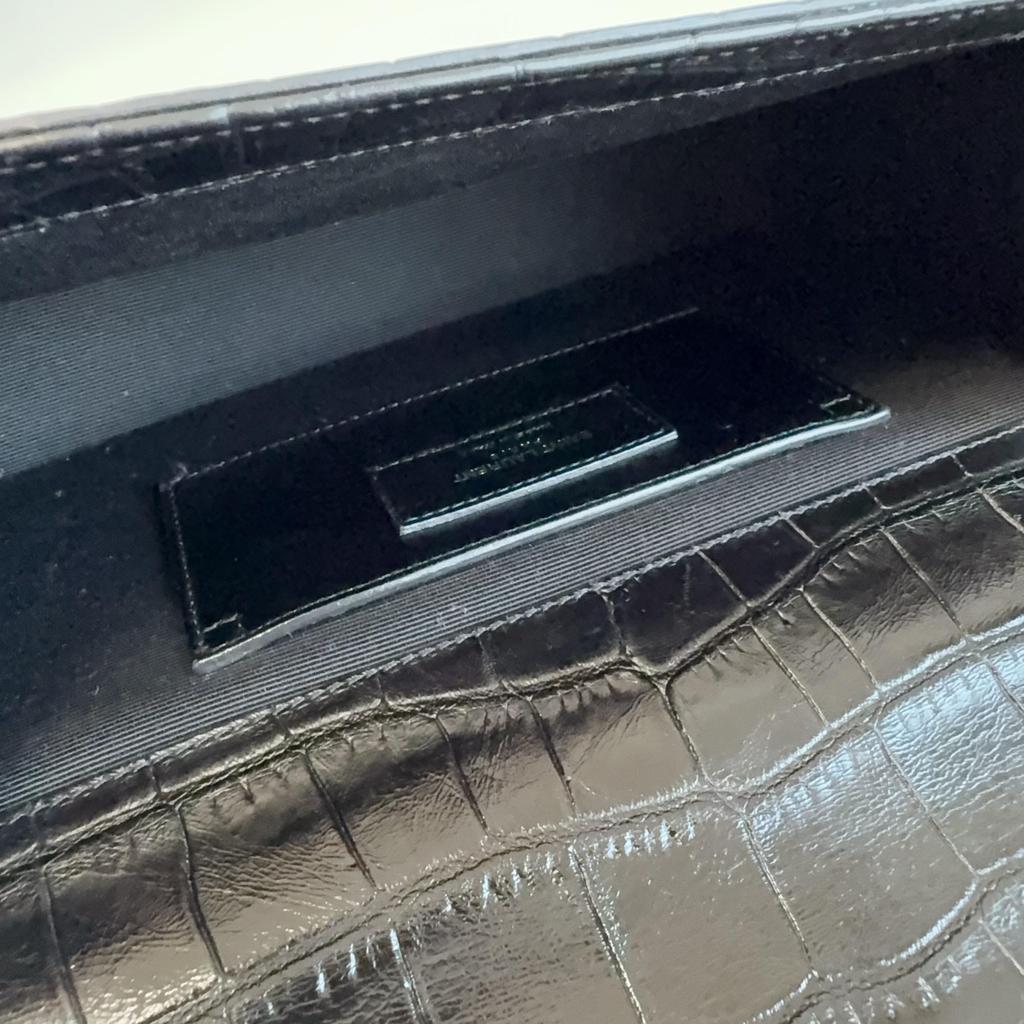 [Pre-Owned] Ysl Kate Silver Logo Chain Crocodile Pattern Embossed Glossy Calfskin Leather Tassel Crossbody Shoulder Bag Medium - Excellent #4O0005