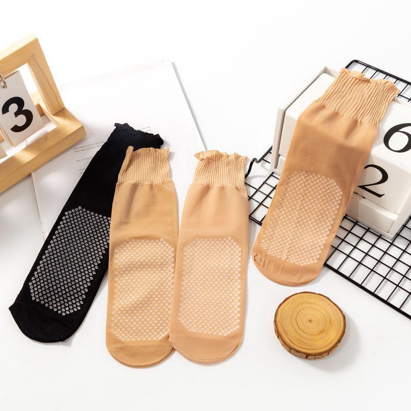 

10 пар весенних и летних чулок. Короткие чулки на хлопковой подошве. Свободные чулки до середины икры с воланами. Короткие нескользящие чулки.