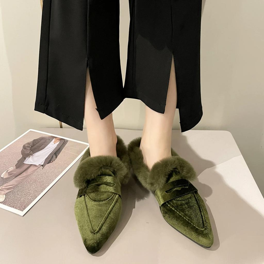 Fashion Fur Women Flats Cotton Boots Pointed Toe Suede Warm Shoes 2024 Winter Designer Snow Boots Short Plush Walking Sexy Lady Shoes