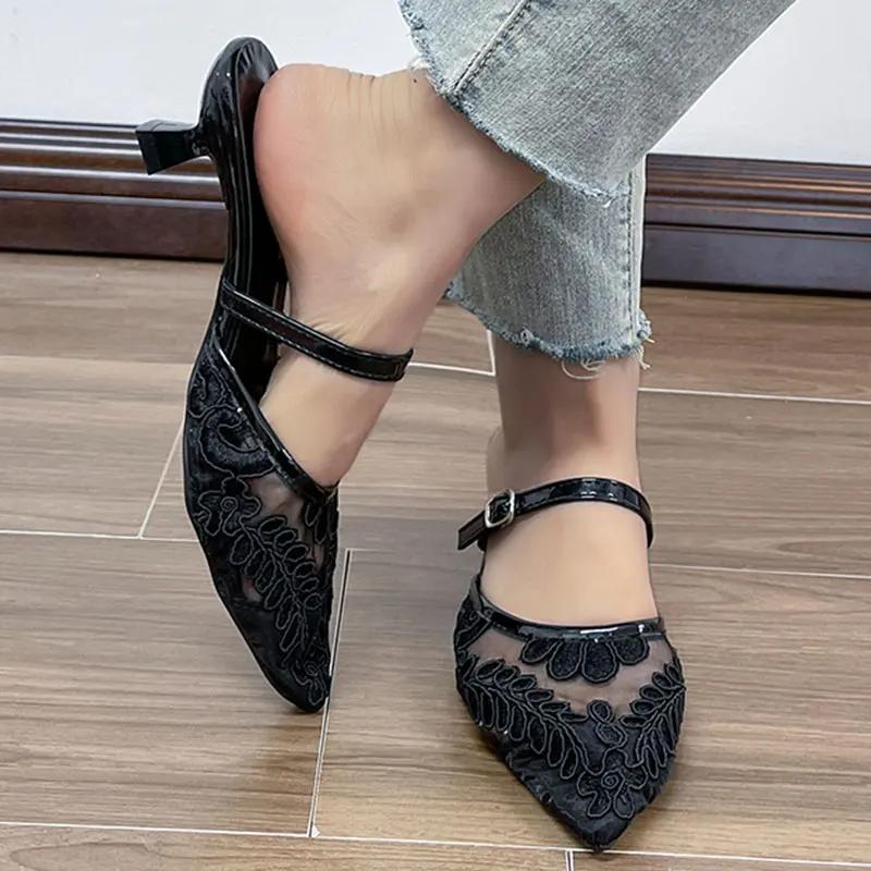 Fashion Embroider Decor Low Heel Sandals Women Concise Buckle Thin Heels Pointed Toe Slippers Plus Size Comfort Mesh Office Sandals
