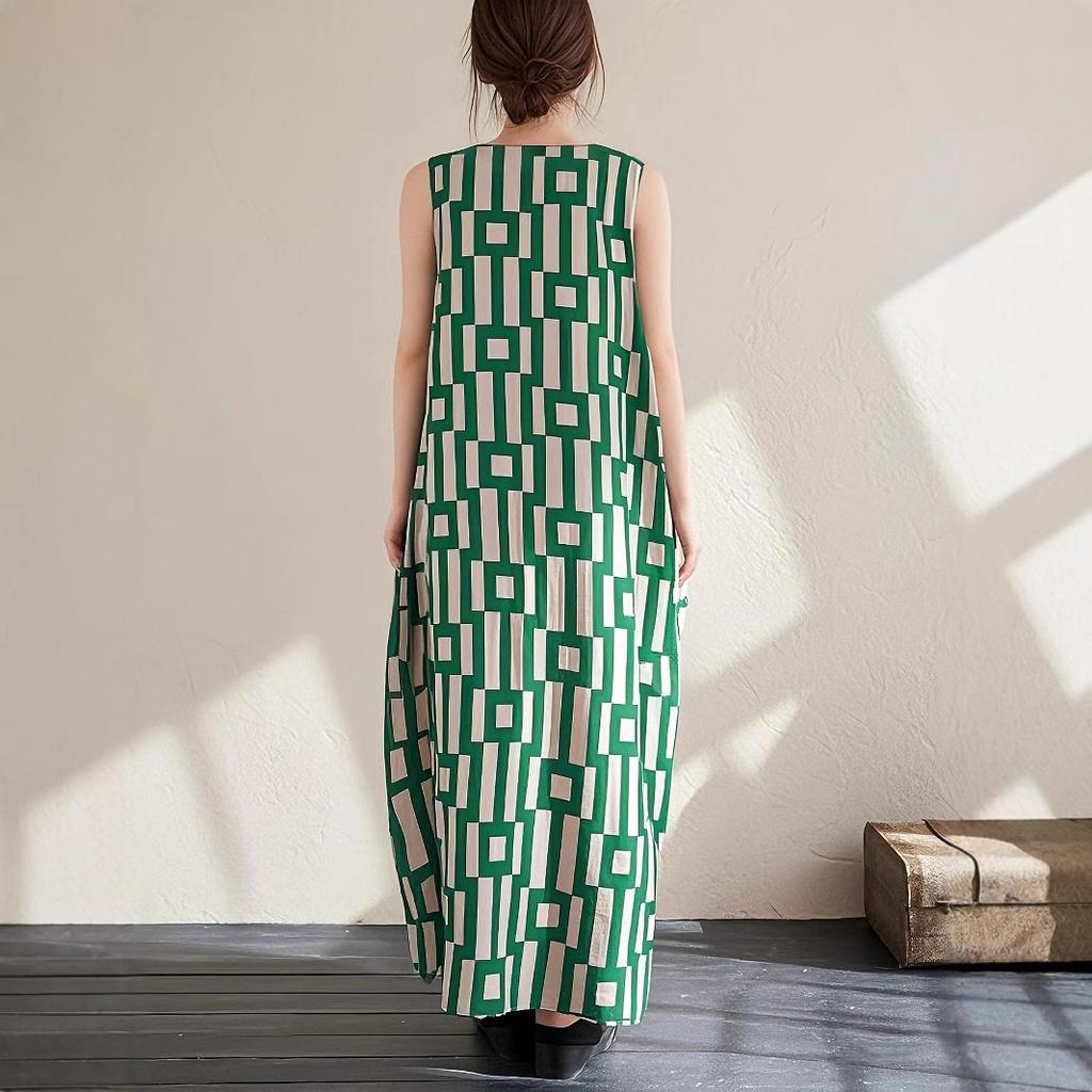 Women's Summer Dress Sleeveless V-neck Loose Literary Holiday Style Beach Retro Long Dress