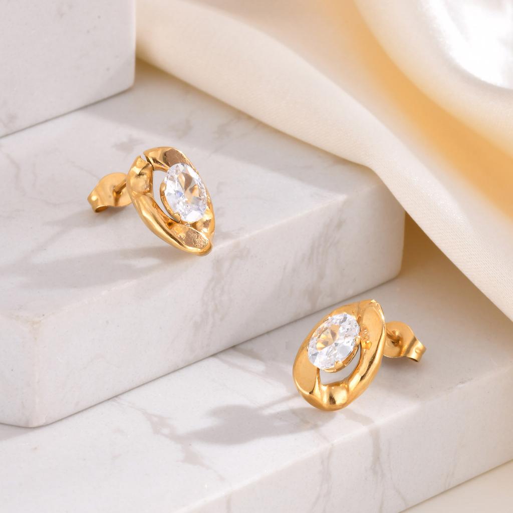 Stainless Steel Oval White Zirconia Stud Earrings,Fashion Versatile Dazzling Circle Earrings with Zirconia,Minimalist Earring