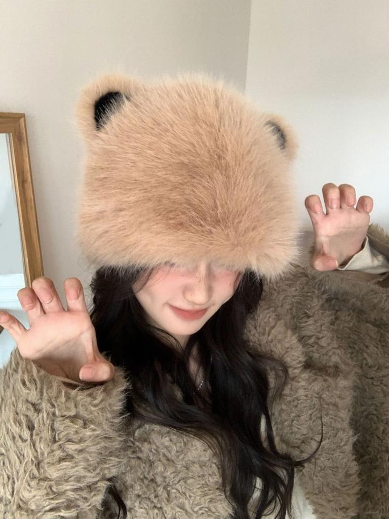 Cute and Cute Cat Ears Imitation Leather Fluffy Fluffy Hat Winter Warm Windproof Ear Protection Hat Head Hat