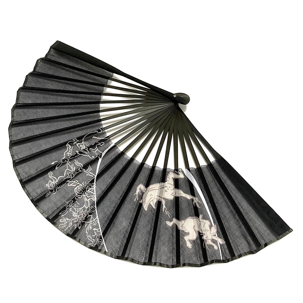 Folding Cotton with Frog and Rabbit Choju Giga Giga Single Item [Hana Kanzashi] Men's Fan, 22cm, Fabric, Large, Black, Designs, (Choju Paintings),