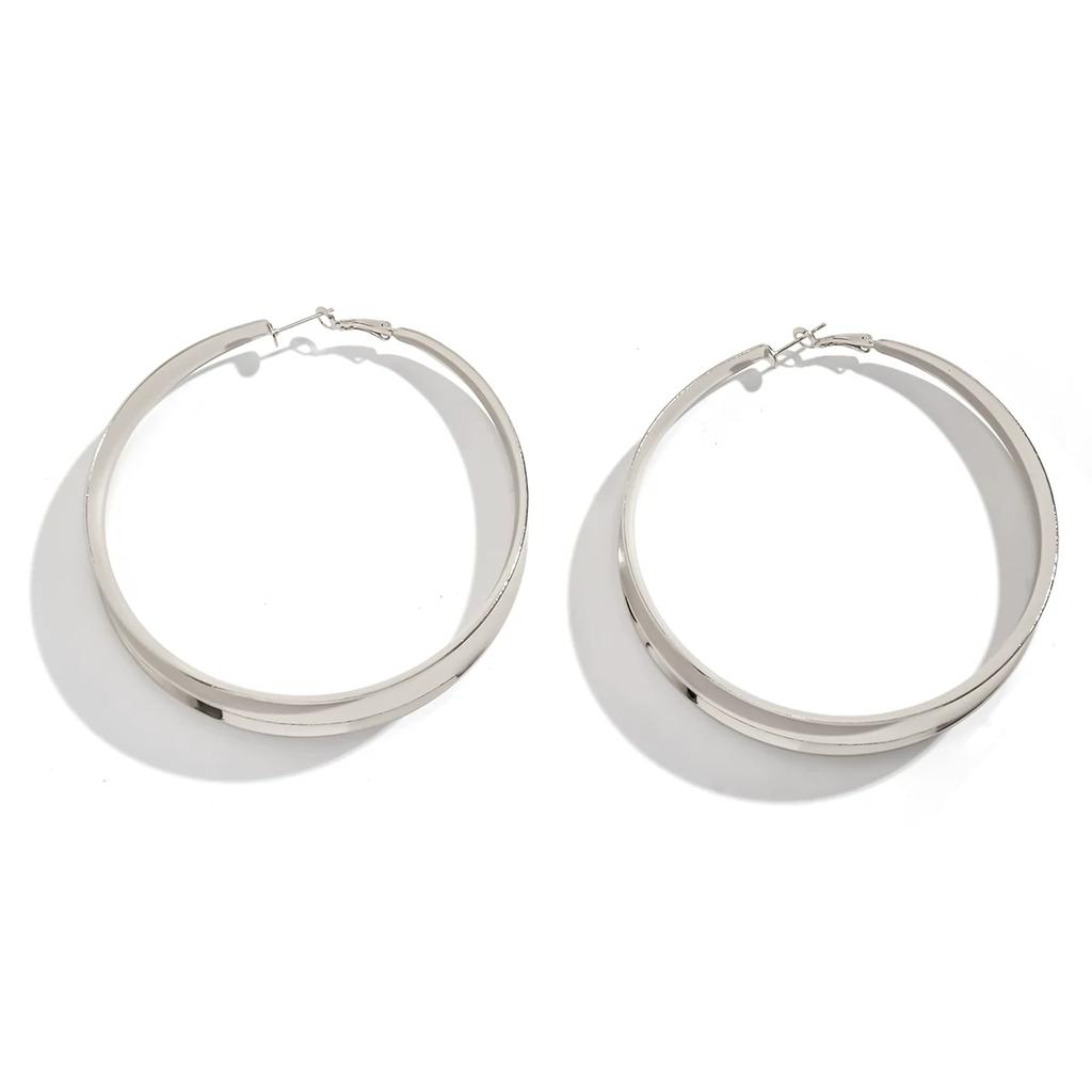 Grooved Smooth Circle Metal Earrings for Women, European and American Style, 2026 Spring Trendy Stylish Internet Celebrity Street Style Accessories