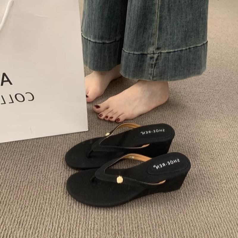 Fashion Shoes Slippers Women Summer Rubber Flip Flops Slides On A Wedge Pantofle Flat Hawaiian Soft 2025 Shoes Slippers Soft Slides On A