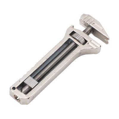 Multitool Chiave Apribottiglie Cacciavite Portatile Multifunzionale Compatto Lega di Ti EDC Tascabile
