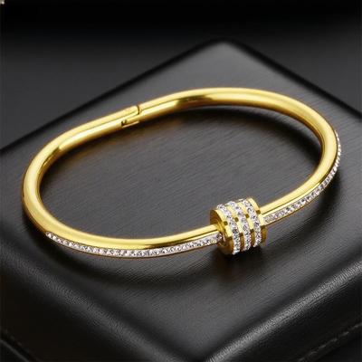 European Style Stainless Steel Slim Bracelet with Diamond Inlay - Light Luxury Gold Titanium for Women