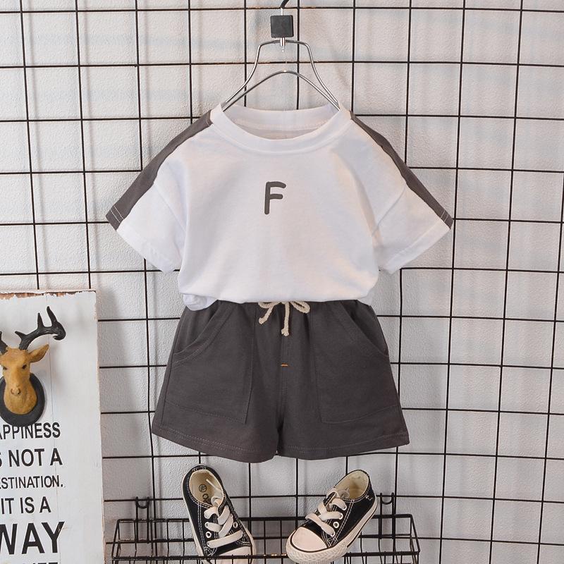 

Summer 0-5 Years Old Boy Simple Korean T-Shirt + Baby Summer Cotton Shorts Suit 120