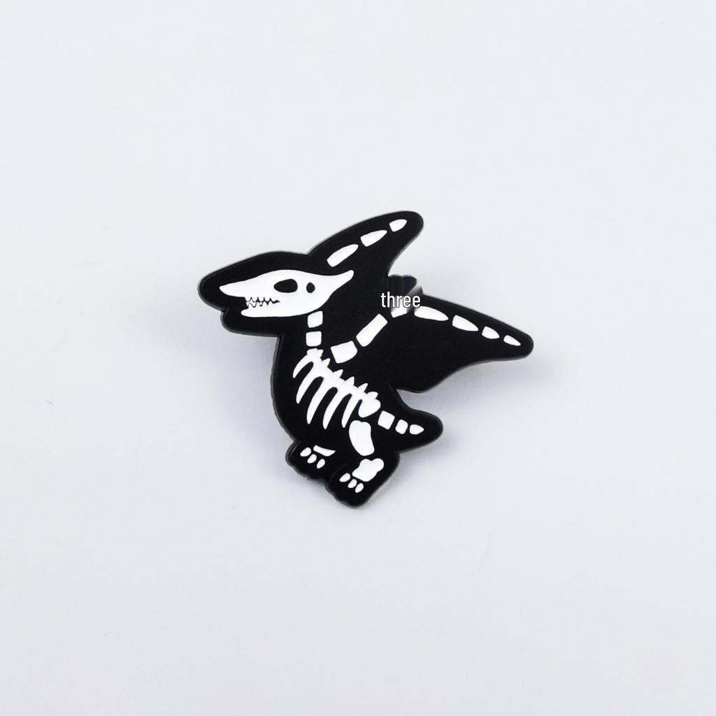 Dinosaur Skeleton Punk Brooch – Halloween Cartoon Animal Badge Accessory