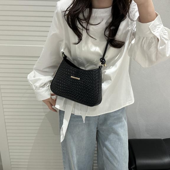New Commuting Solid Color Armpit Bag Crossbody Bag Simple and Fashionable Shoulder Bag Temperament Women's Handbag