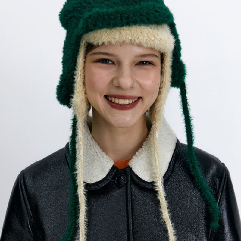 DANCING GRANDMA ANGORA TROOPER : VIVID GREEN