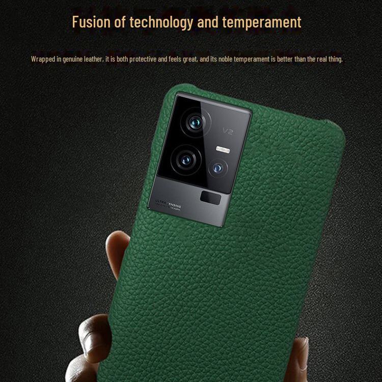 iQOO Z7 Cowhide Leather Half Package Protective Cover: High-End Litchi Pattern Design