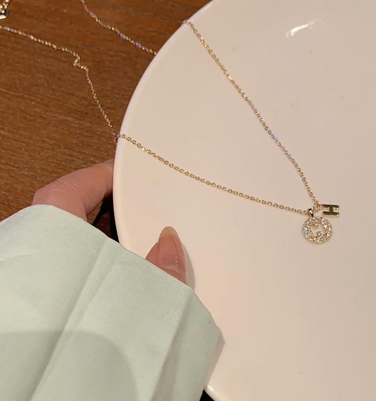 South Korea Dongdaemun Collarbone Chain Keep The Letter H Necklace Women'S Fashion Temperament Design Simple Neck Chain