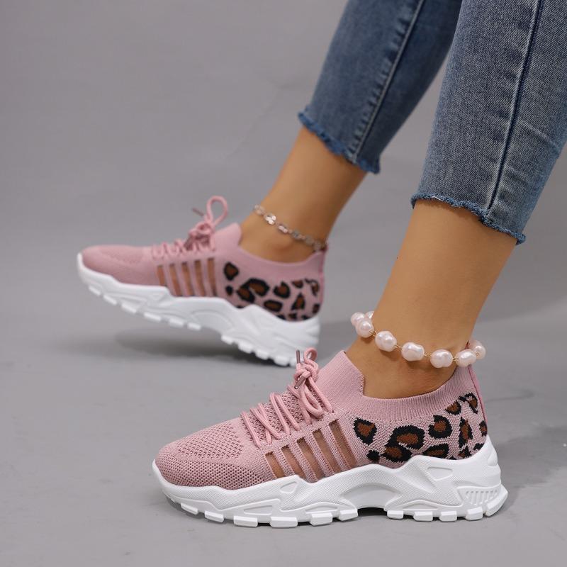 New large size women's casual sports shoes round head lace-up flat bottom comfortable mesh shoes-3 size