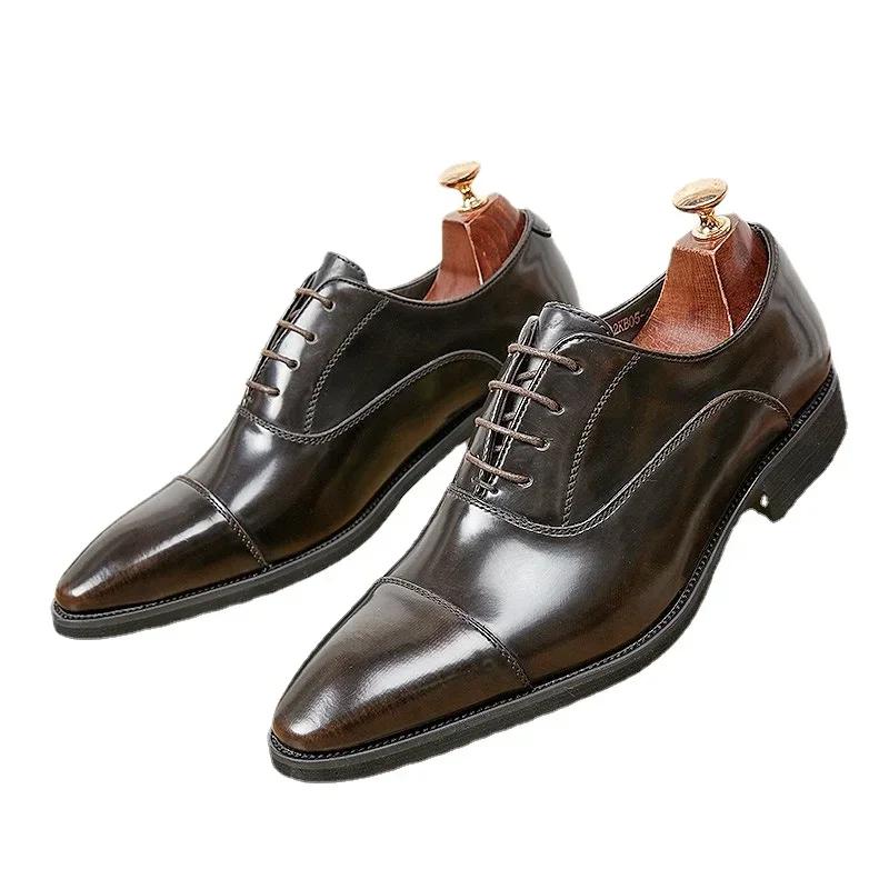 Echtes Leder Glänzend Herren Spitz zulaufende Business-Schuhe Lackleder Schuhe für Herren Luxus Party Büro Gespleißte Business-Schuhe Übergröße 45