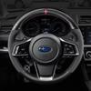 Handgenähte Sport-Lenkradabdeckung aus Kohlefaser für Subaru Forester Ascent Crosstrek Legacy Outback Impreza -2024