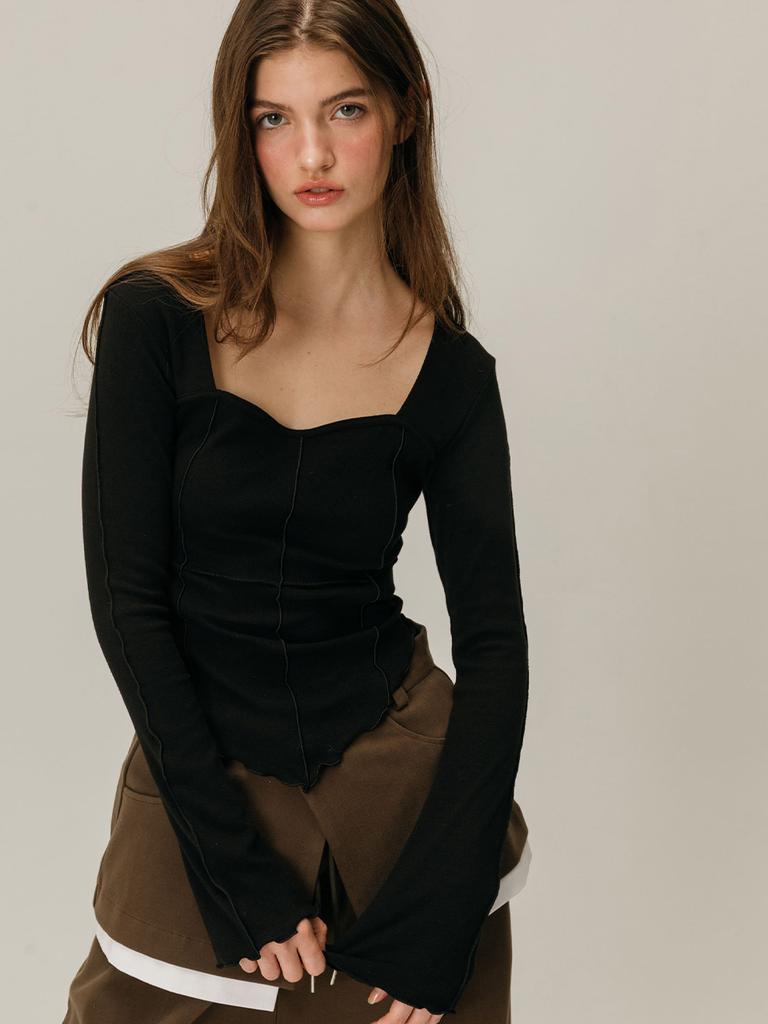 MOIFAIRE Signature Heart Neck T-Shirt / Black