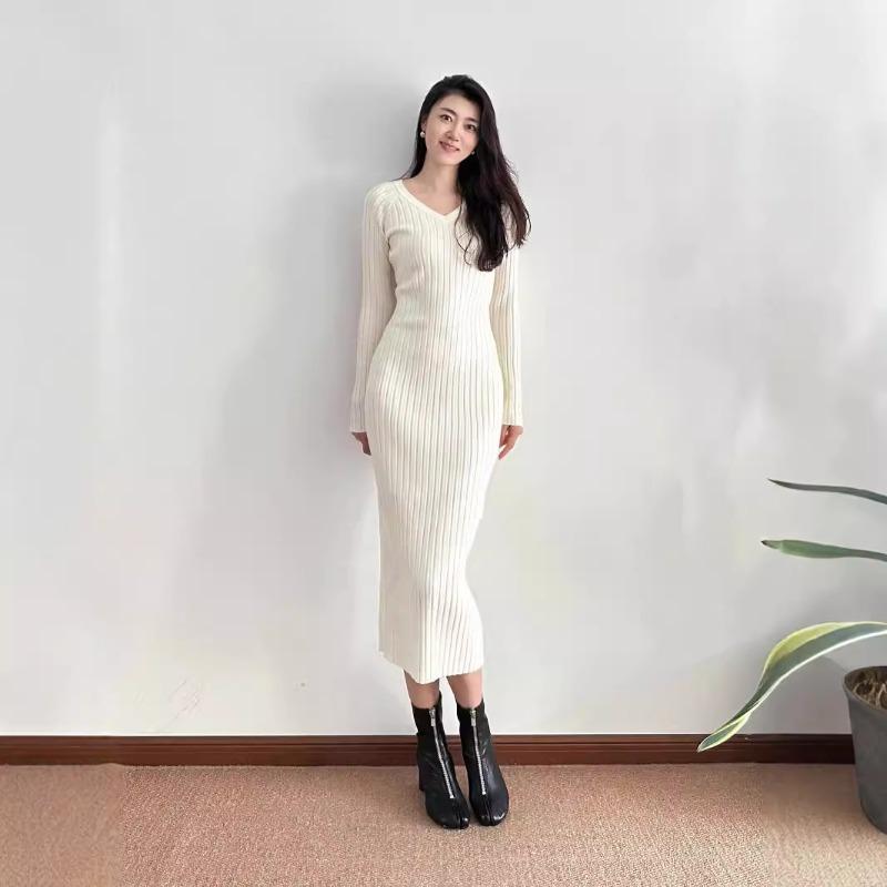 Sweater skirt over the knee women's autumn and winter new base inner collar slim-fitting long sweater skirt over the knee long skirt