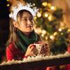 Glittering Rhinestones Snowflake Headband for Women and Girls White Headwear Hair Accessory for Christmas and Winter Fun