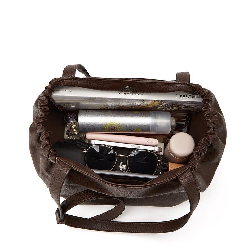 Fashion and casual portable women's bags, high-end sense simple shoulder messenger bag, new commuter tote bag tide