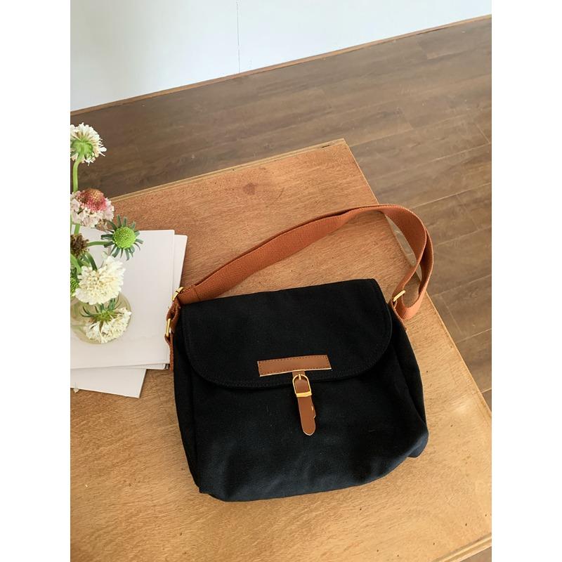 Wind large capacity canvas bag versatile retro simple casual commuting shoulder bag college student class messenger bag