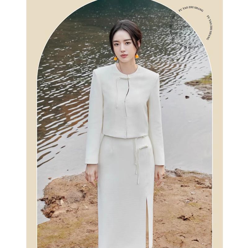

Beige Chinese Style OL Midi Skirt Set with Round Neck and Front Slit XL