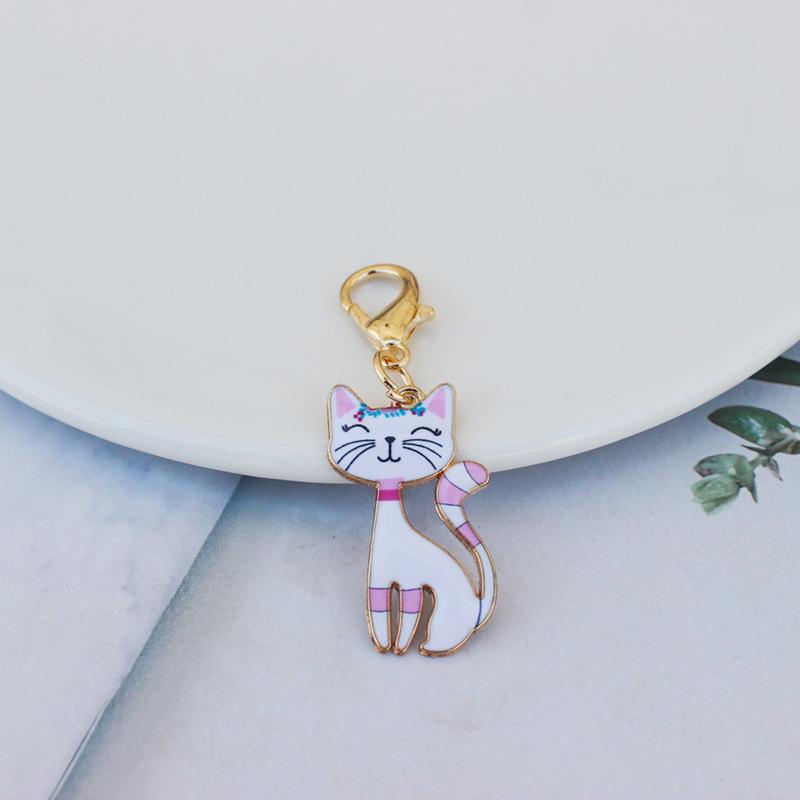 5/8Pcs Cartoon Novelty Fox Cat Keychain Cute Fashion Animal Pendant Keychain Creative Backpack Decoration Accessories Gifts