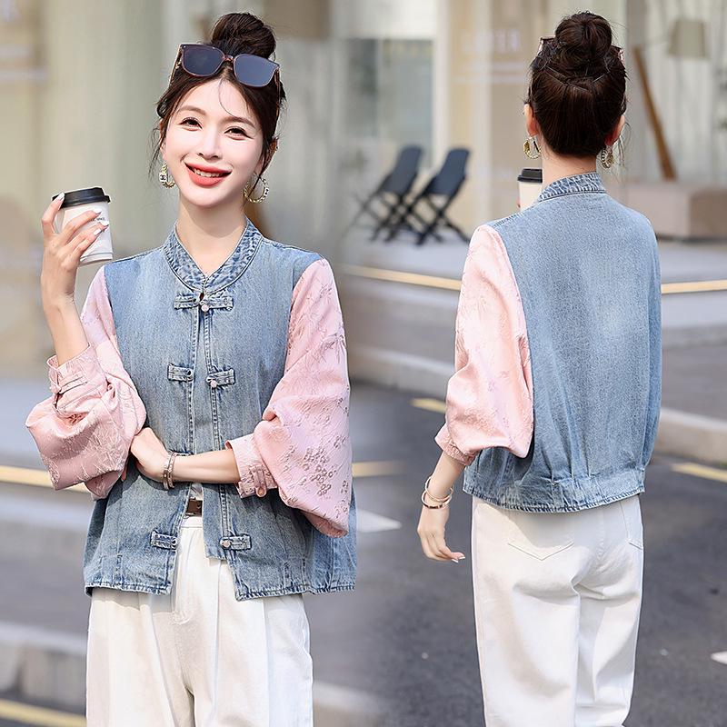 

Женская куртка из лоскутной джинсовой ткани в стиле ретро с застежкой-пуговицей-лягушкой - Приталенный национальный стиль для весны 2025 года L (125-135 jin) розовый