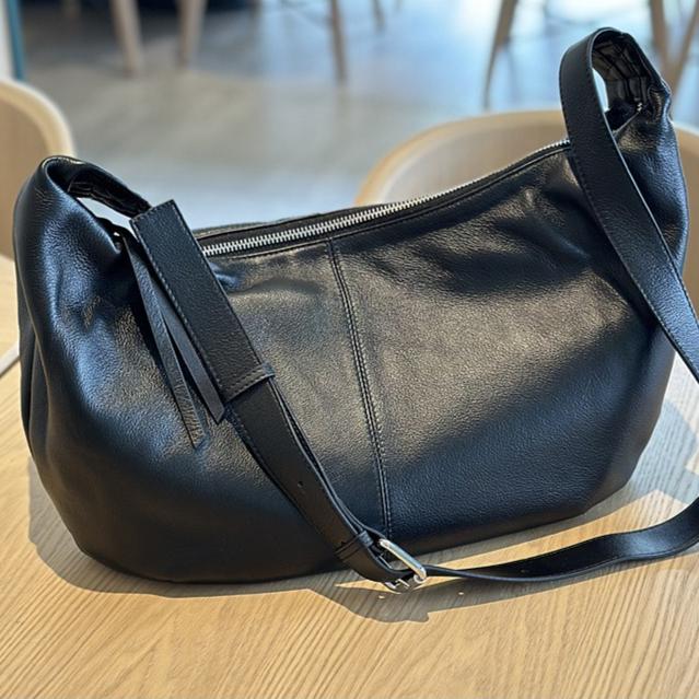Casual Leather Women's Bags Genuine Leather Dumpling Bag Travel Shoulder Bag Large Bags Women's Tote Bags Soft Leather Messenger Tote Bags