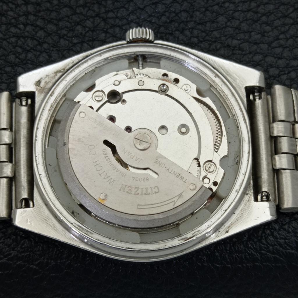 JAPAN MENS GENUINE VINTAGE CITIZEN AUTOMATIC 8200 RED COLOR DIAL WATCH A500239-2 R151b-a500239