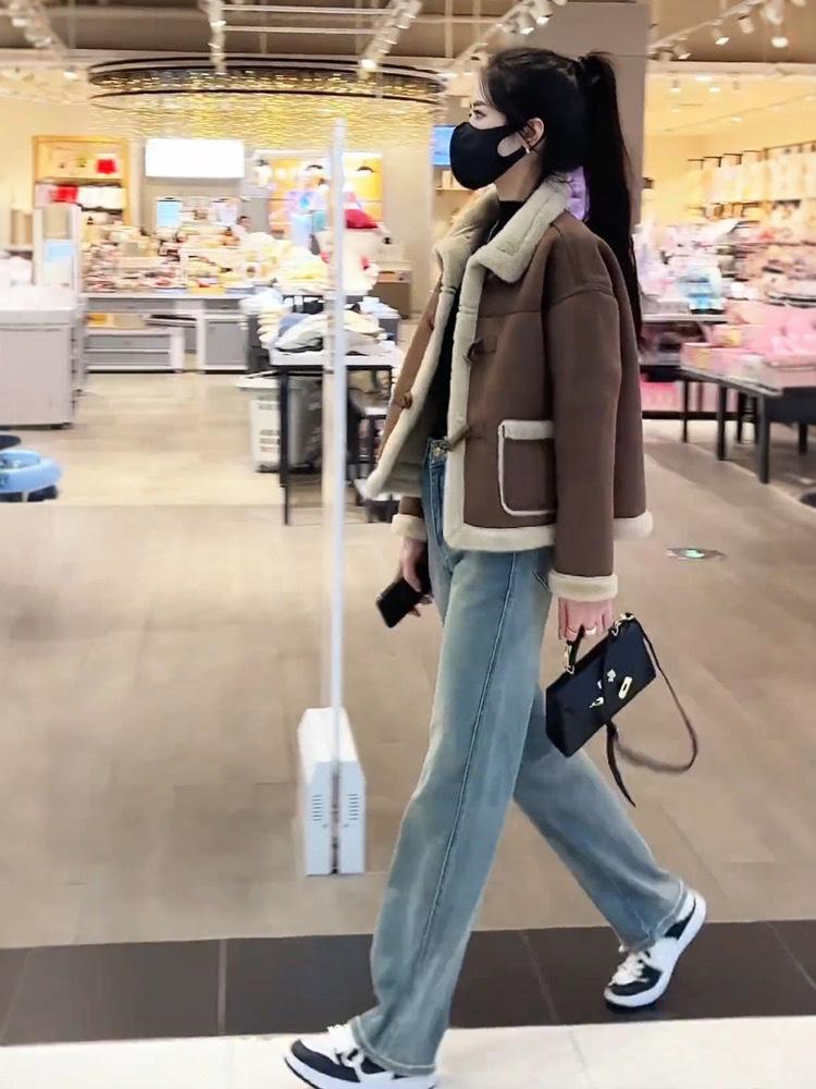 

Женское пальто из корейской замши и овчины в европейском стиле, с длинными рукавами, свободного кроя, теплая верхняя одежда для осени/зимы XL кофейный