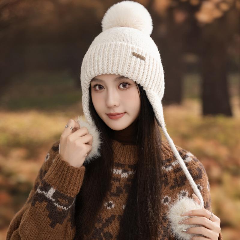 Sweet and Cute Patch Knitted Wool Hat Autumn and Winter Outdoor Travel Cold and Warm Hat Versatile Face Showing Small Pullover Hat