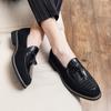 Herrenschuhe große Größe Frühling und Herbst neue Lederschuhe Mode Fußbedeckung Quaste Doudou Schuhe Trend Britischer Stil Lederschuhe Außenhandel