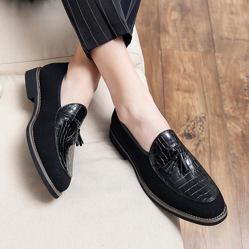 Herrenschuhe große Größe Frühling und Herbst neue Lederschuhe Mode Fußbedeckung Quaste Doudou Schuhe Trend Britischer Stil Lederschuhe Außenhandel